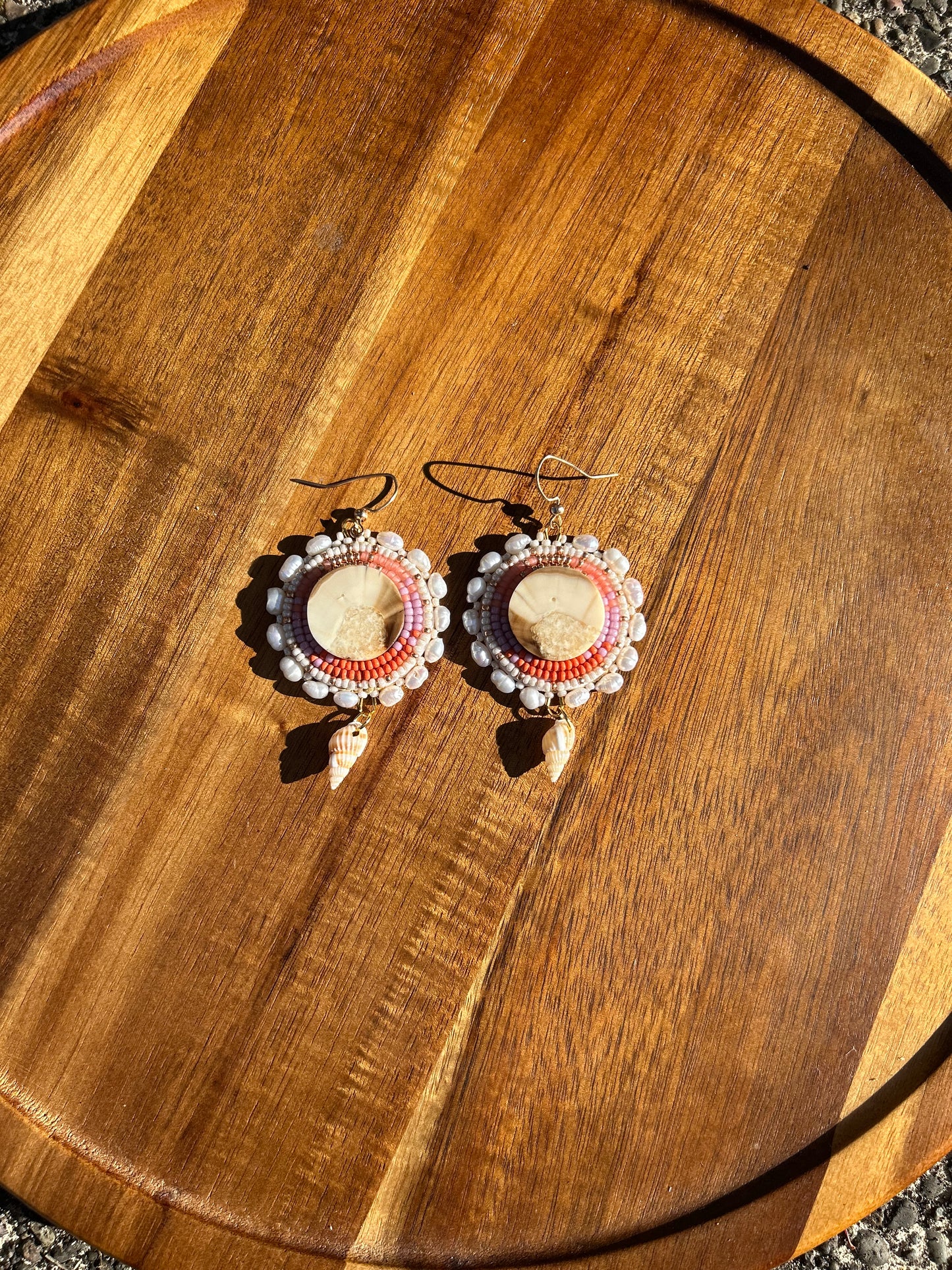 Sunny shell ivory earrings