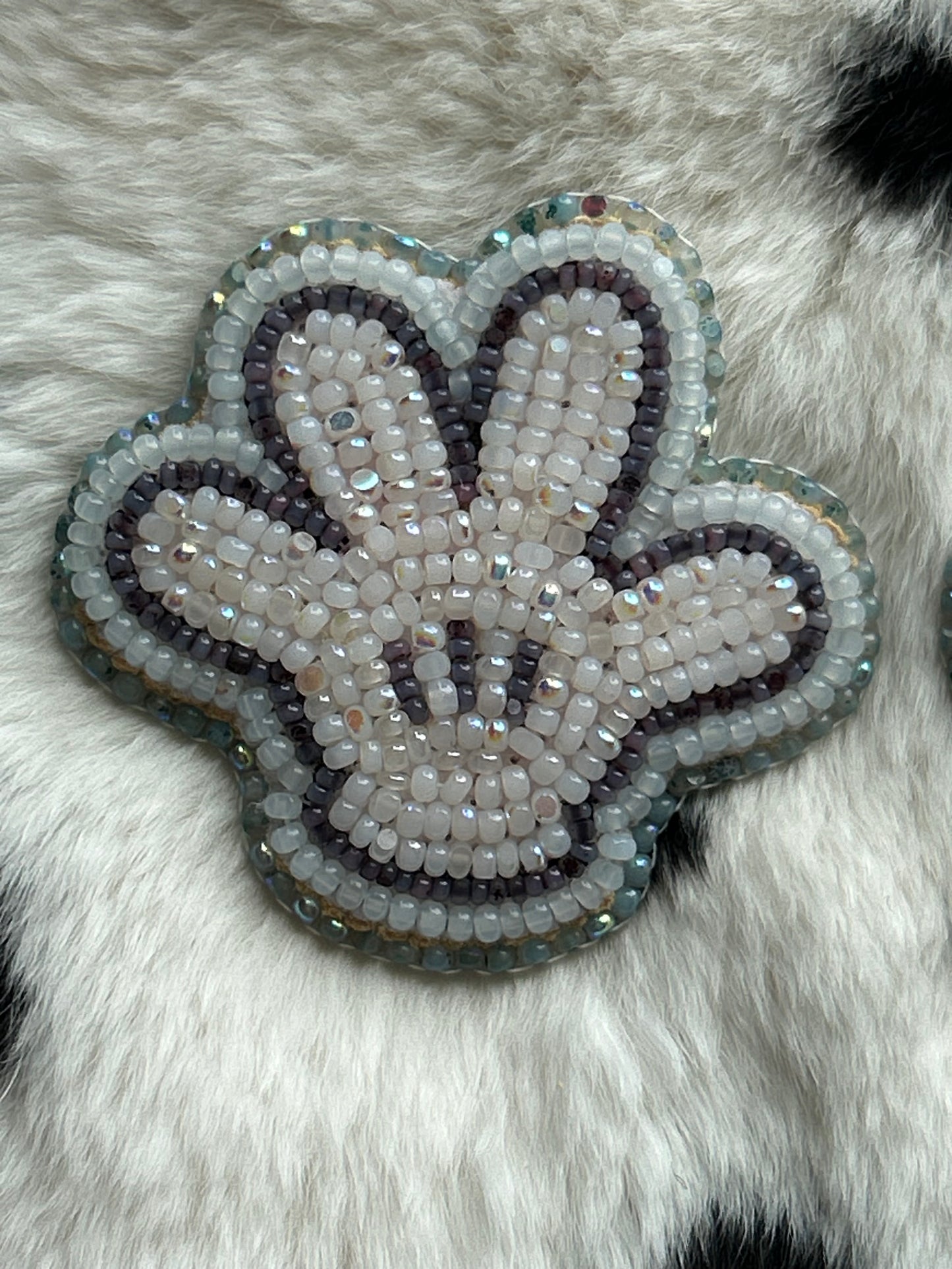 Opal Mickey gloves