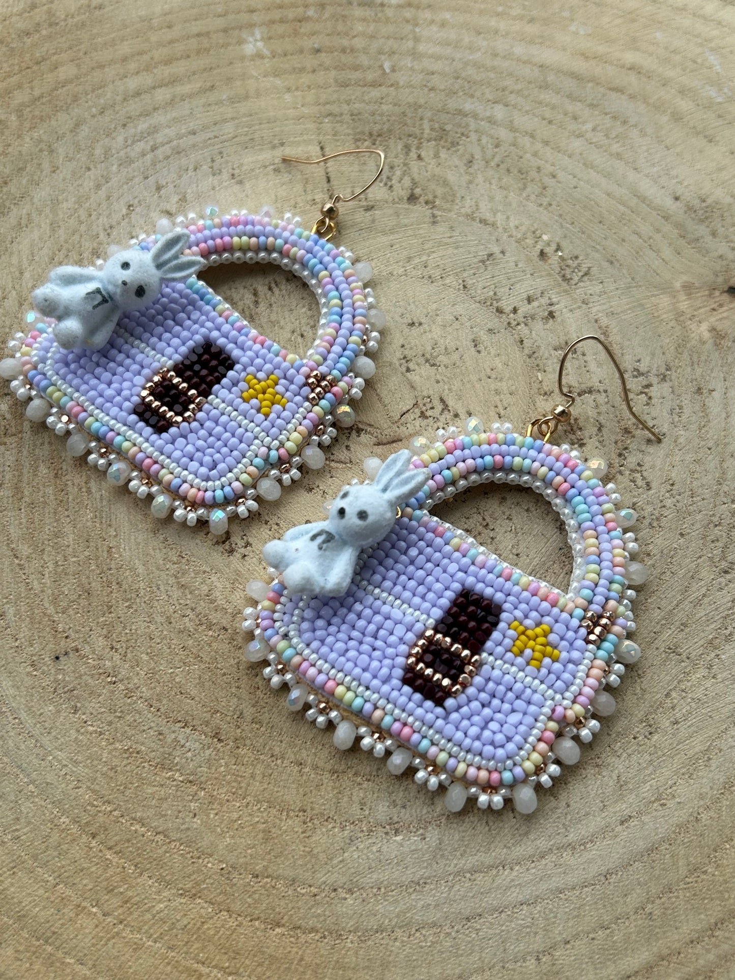 Lavender beaded purse with charm