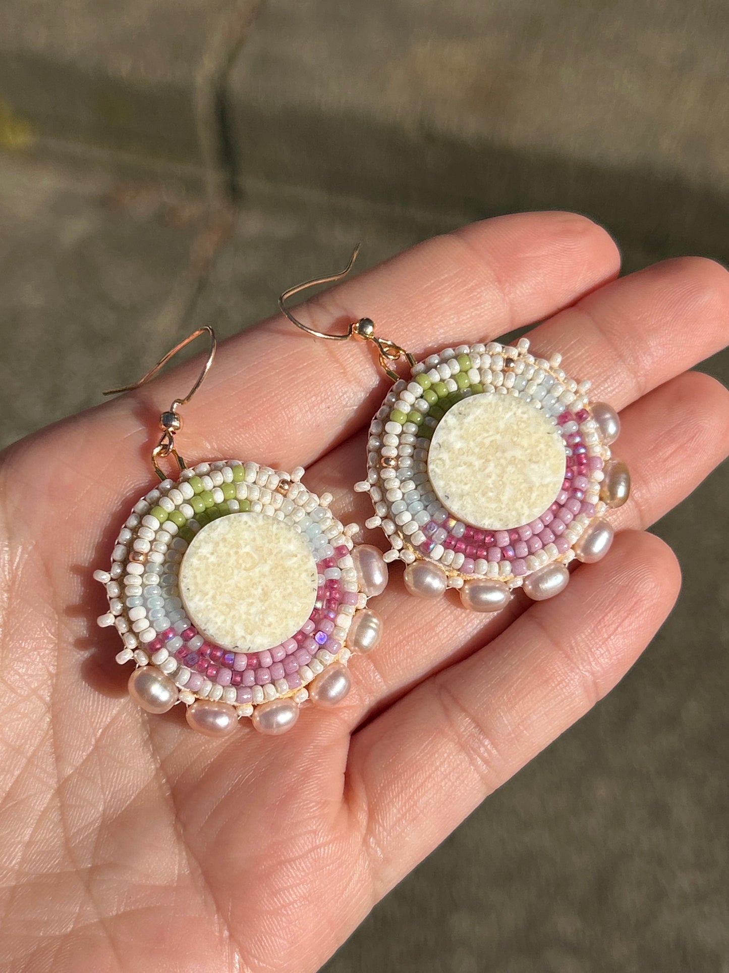 Pretty pearls ivory earrings