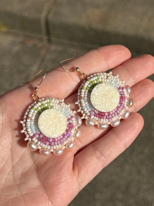 Pretty pearls ivory earrings